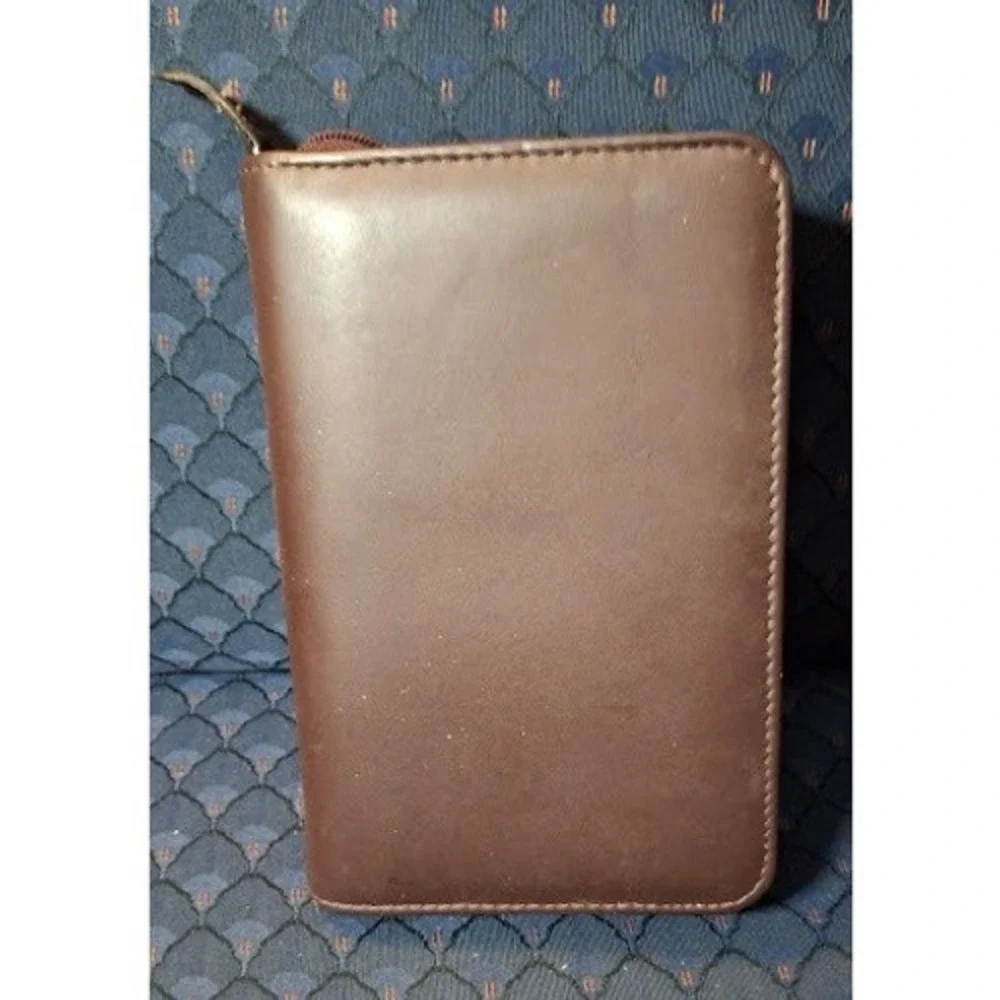 Vintage Rolodex Brown Leather Zip Around 6 Ring Personal Organizer Planner